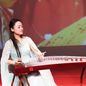 女生叉开腿让男生狂捅30分钟
